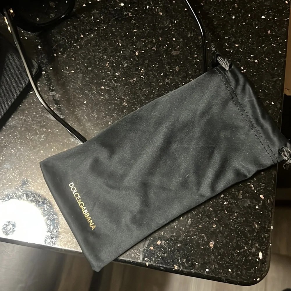 Dolce & Gabbana sunglasses - Picture 11 of 17